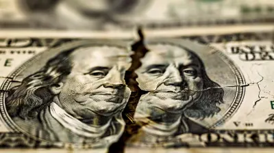 The Relationship Between Capital Gains and Dividend Income